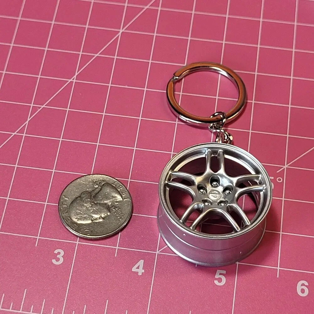 Alloy Wheel - Silver Five-Spoke Miniature Keychain